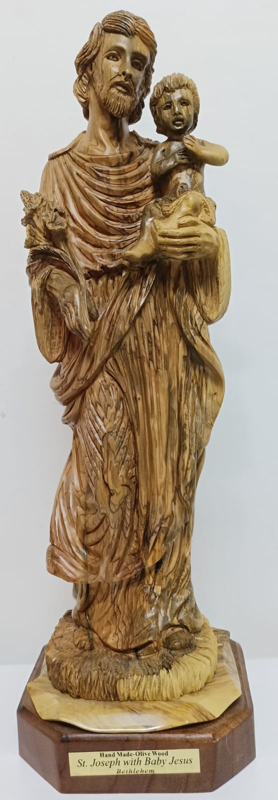 Handcrafted St. Joseph with Baby Jesus Olive Wood Statue – Authentic Artistry